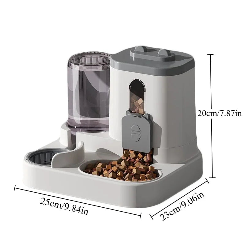 Gamelle distributeur avec réservoir d'eau