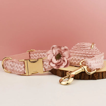 Harnais, collier et laisse tissés roses pour chien