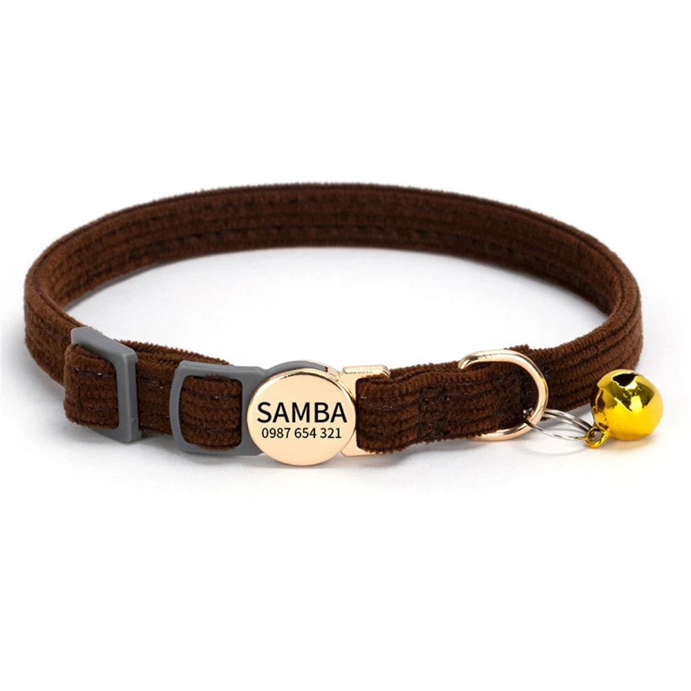 Collier en velours côtelé gravé pour chat