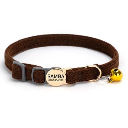 Collier en velours côtelé gravé pour chat