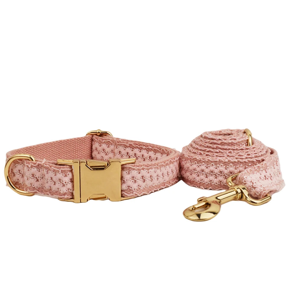 Harnais, collier et laisse tissés roses pour chien