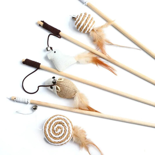 Canne à pêche en bois avec pendentif à plumes pour chat