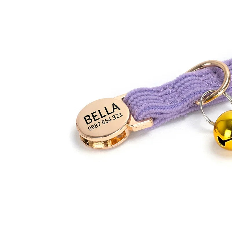 Collier en velours côtelé gravé pour chat
