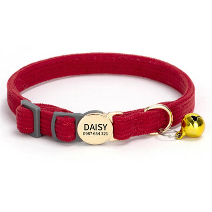 Collier en velours côtelé gravé pour chat