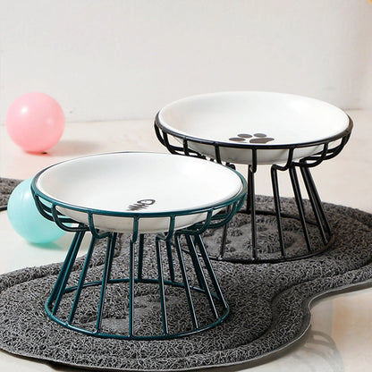 Assiette en céramique et support surélevé